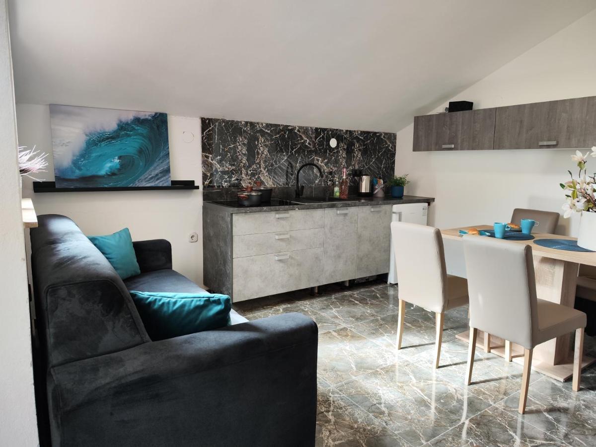 Apartments Orhidelia Нивице Экстерьер фото
