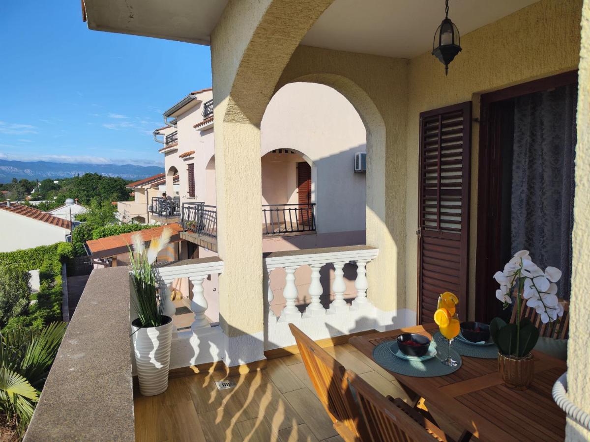 Apartments Orhidelia Нивице Экстерьер фото