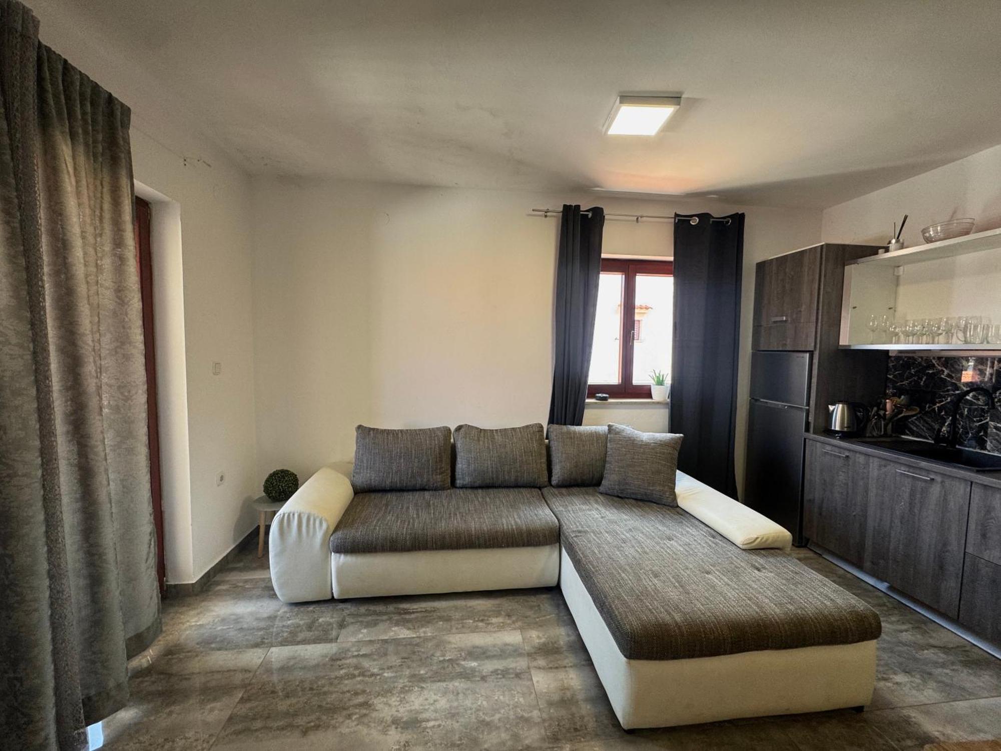 Apartments Orhidelia Нивице Экстерьер фото