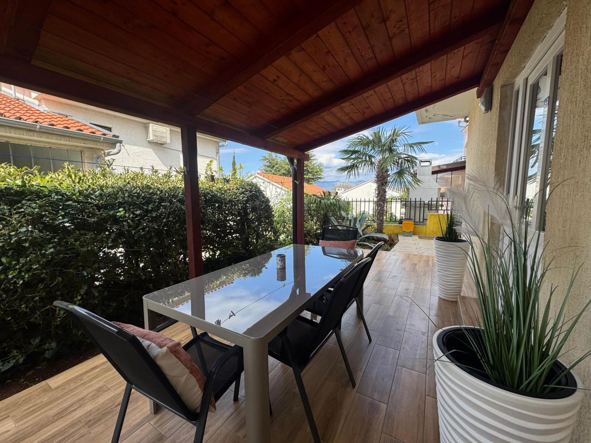 Apartments Orhidelia Нивице Экстерьер фото