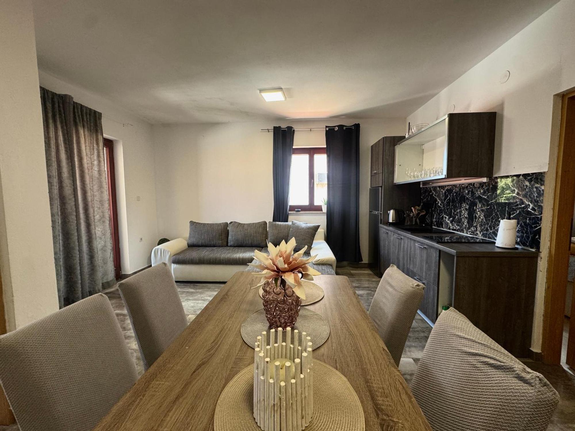 Apartments Orhidelia Нивице Экстерьер фото